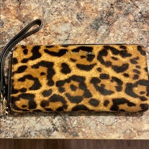 New Michael Kors Faux Calf Skin Continental Wallet